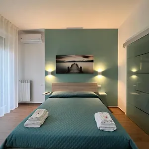 Alis , Brindisi Italia
