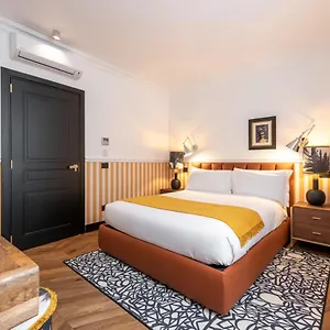  Guest house The Couper Spiga Italy