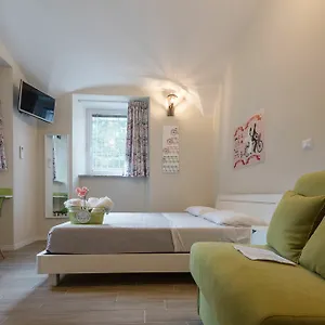 *** Guest house Bed&bikerome Italy
